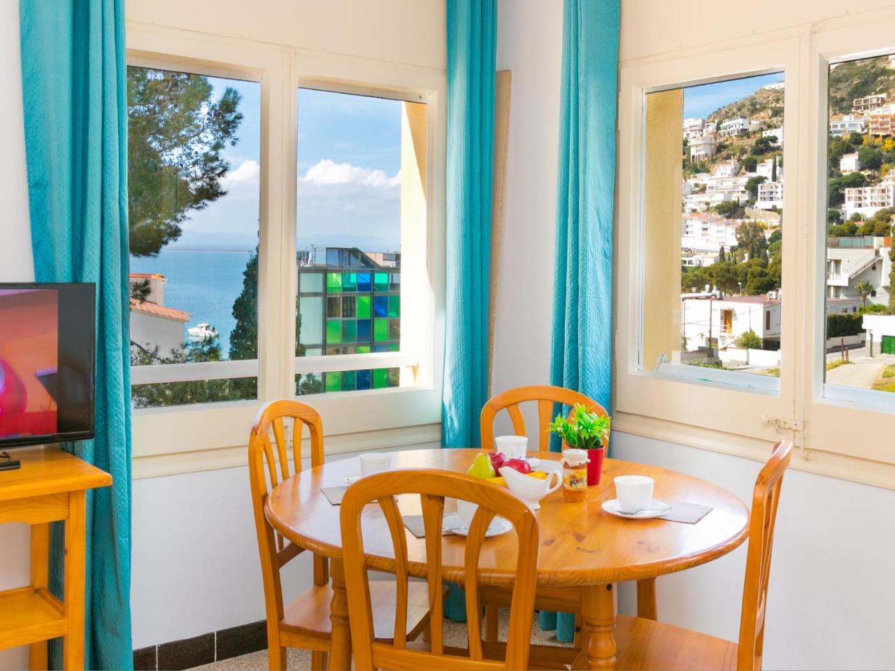 Apartment Velazquez-2 By Interhome Roses Exterior photo